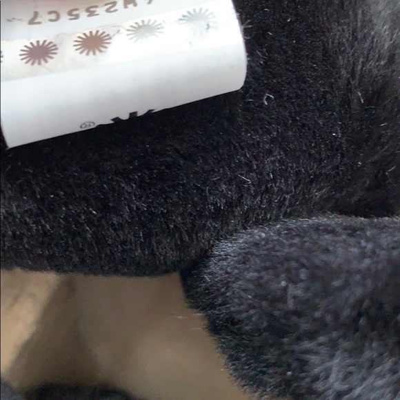 Brand new ugg karel black shearling boot US sz 8 - Picture 5 of 6